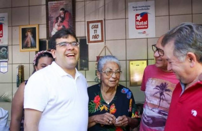 Rafael reforça a importância da solidariedade ao visitar o Lar da Esperança